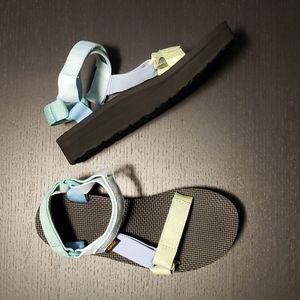 Teva Midform Universal Sandals (6)